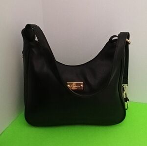 Bueno Black Leather Purse with Shoulder Strap